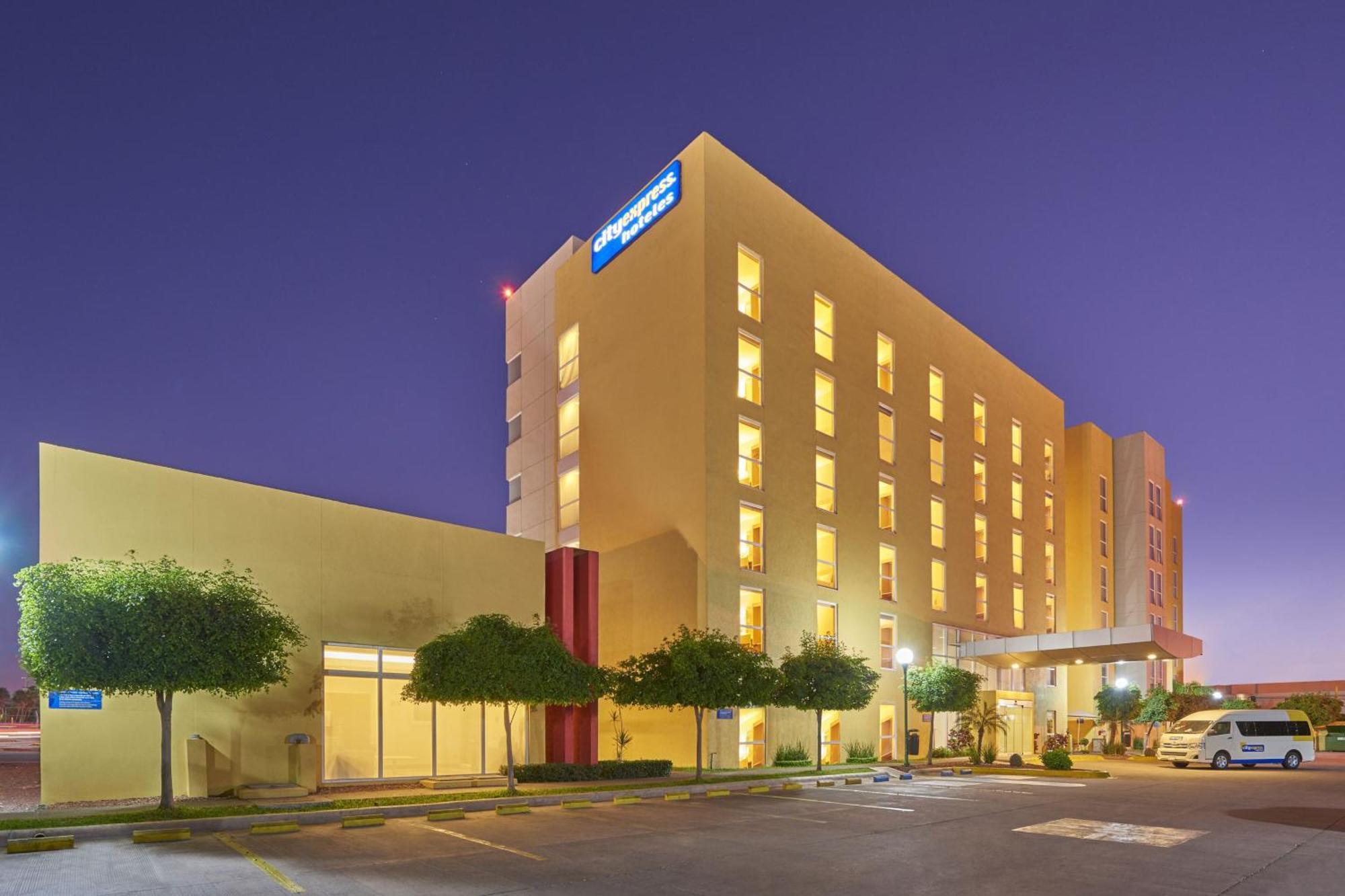 City Express By Marriott Ciudad Obregón Exterior foto